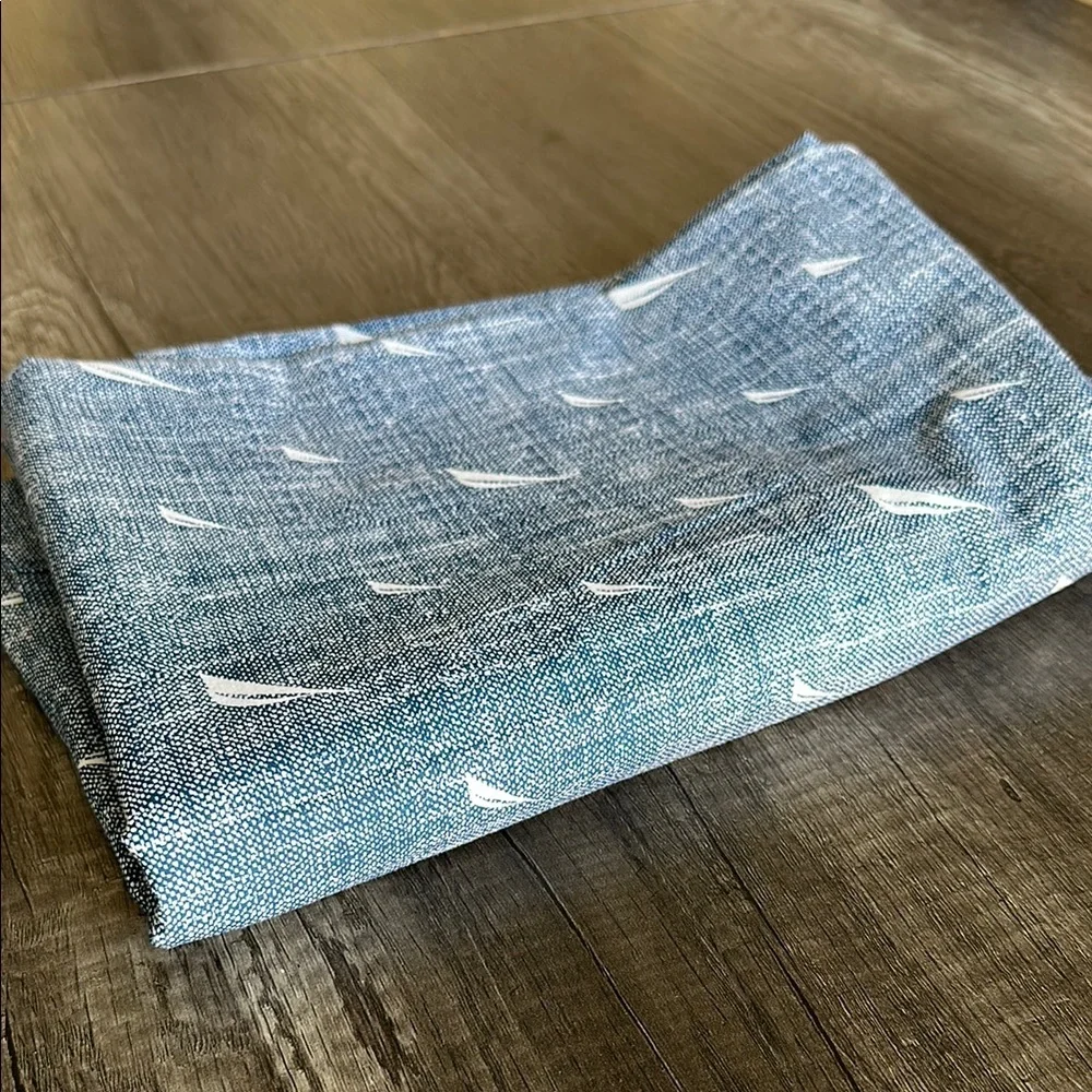 NAUTICA| 1 twin flat bed sheet.